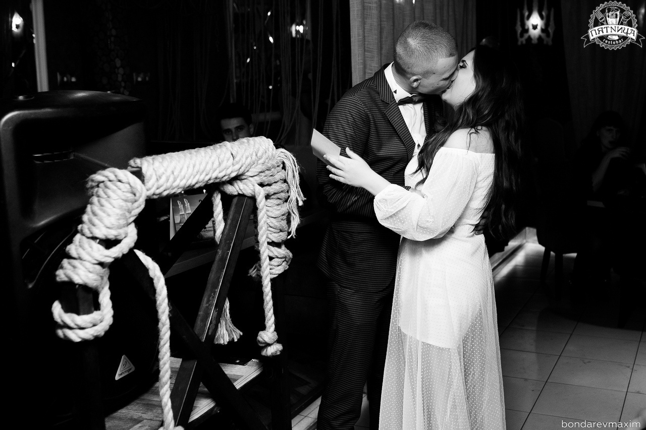 РЕСТОБАР ПЯТНИЦА 04 10 2019. Максим Бондарев, коммерческий фотограф для бизнеса | Курск