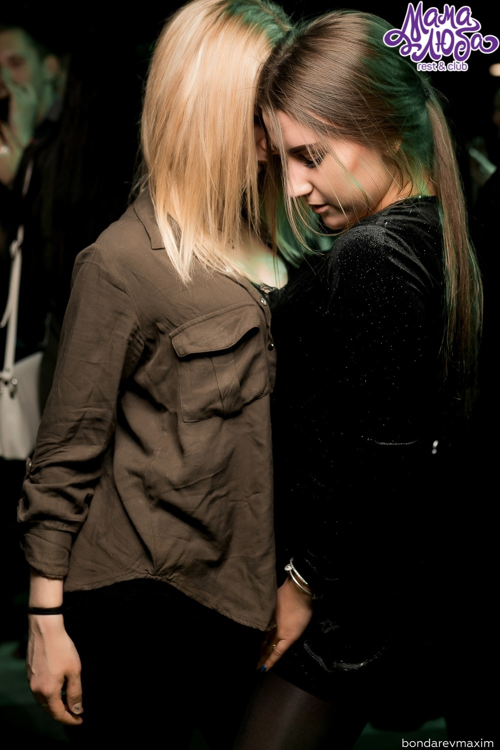 Мама Люба 12 января ___ «ТАНЦЫ В КЛУБЕ». Максим Бондарев, коммерческий фотограф для бизнеса | Курск