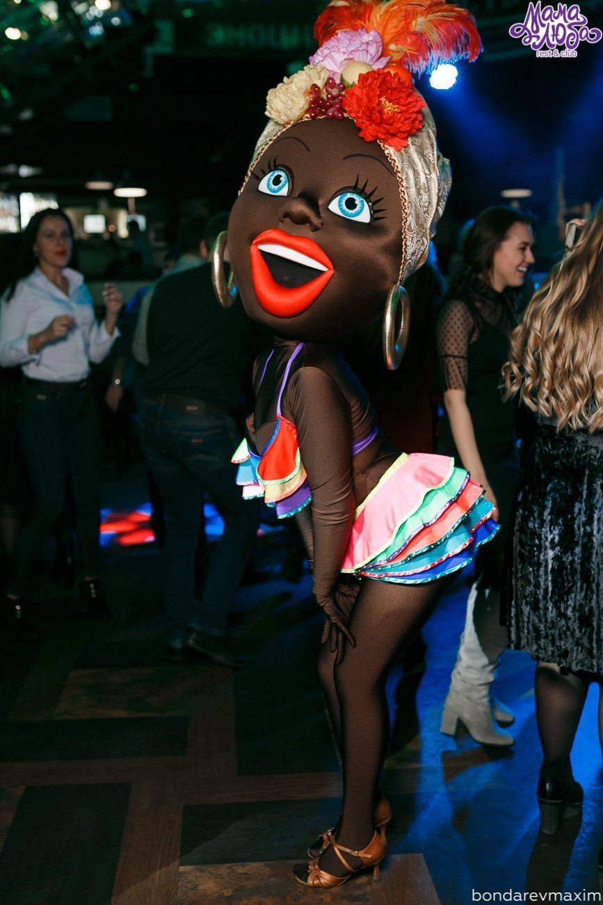 Мама Люба 29 декабря — Глобальный корпоратив. Максим Бондарев, коммерческий фотограф для бизнеса | Курск