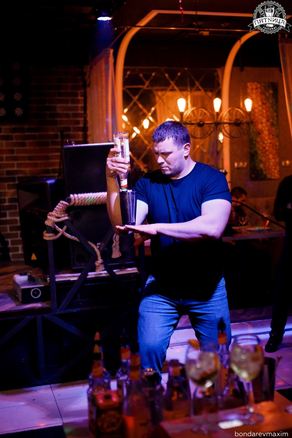 РЕСТОБАР ПЯТНИЦА 15 11 2019. Максим Бондарев, коммерческий фотограф для бизнеса | Курск
