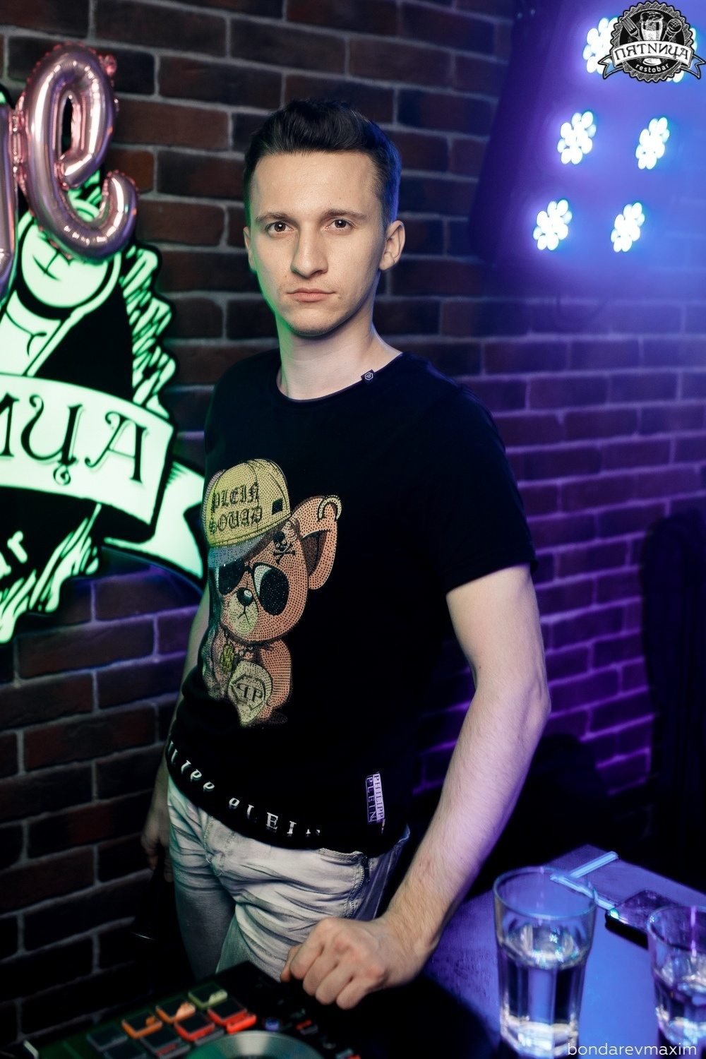 РЕСТОБАР ПЯТНИЦА 08 11 2019. Максим Бондарев, коммерческий фотограф для бизнеса | Курск