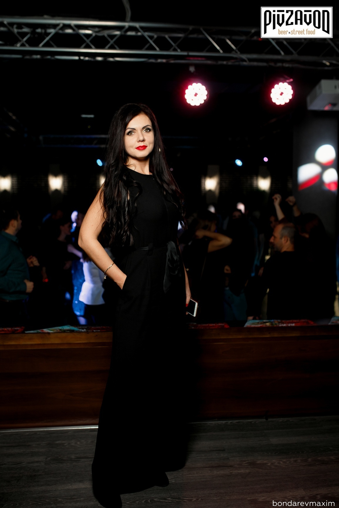 «PIVZAVOD» Суббота ___ 10 ноября. Максим Бондарев, коммерческий фотограф для бизнеса | Курск