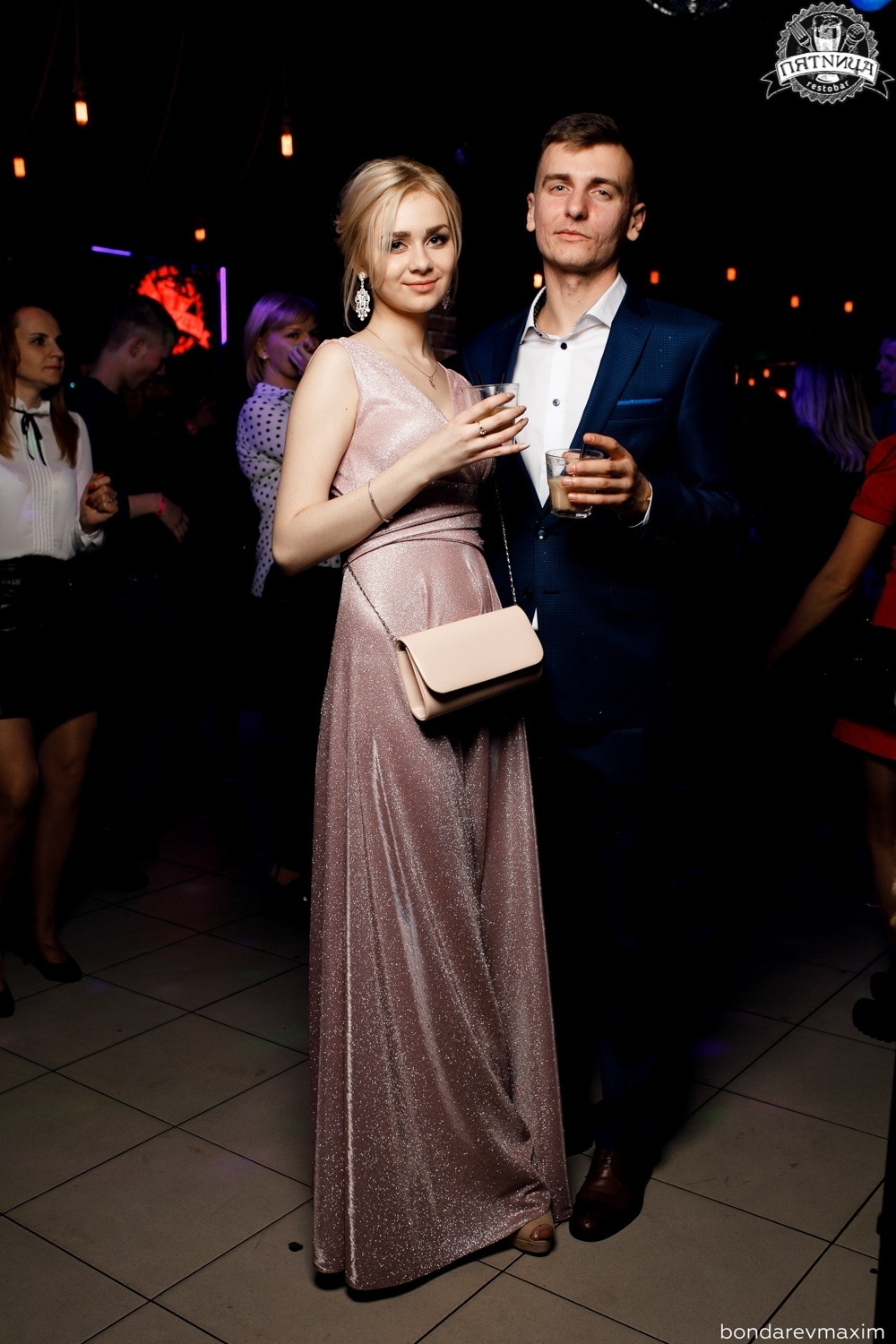 РЕСТОБАР ПЯТНИЦА 19 10 2019. Максим Бондарев, коммерческий фотограф для бизнеса | Курск