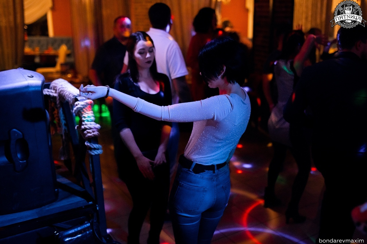 РЕСТОБАР ПЯТНИЦА 04 10 2019. Максим Бондарев, коммерческий фотограф для бизнеса | Курск