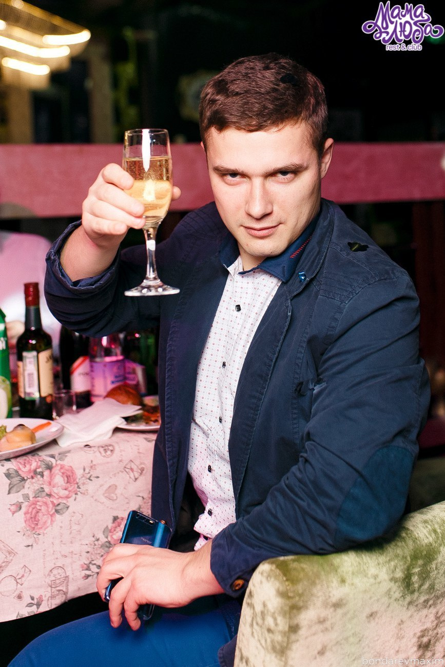 Мама Люба 31 декабря 2018. Максим Бондарев, коммерческий фотограф для бизнеса | Курск