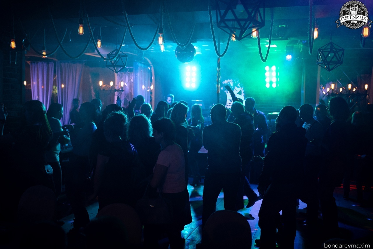 РЕСТОБАР ПЯТНИЦА 04 10 2019. Максим Бондарев, коммерческий фотограф для бизнеса | Курск