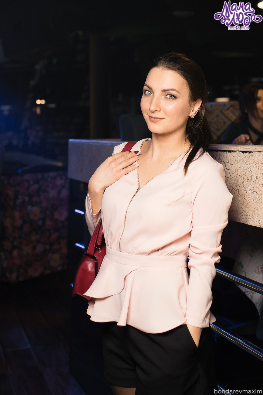 Мама Люба 05 января -Show must go on. Максим Бондарев, коммерческий фотограф для бизнеса | Курск