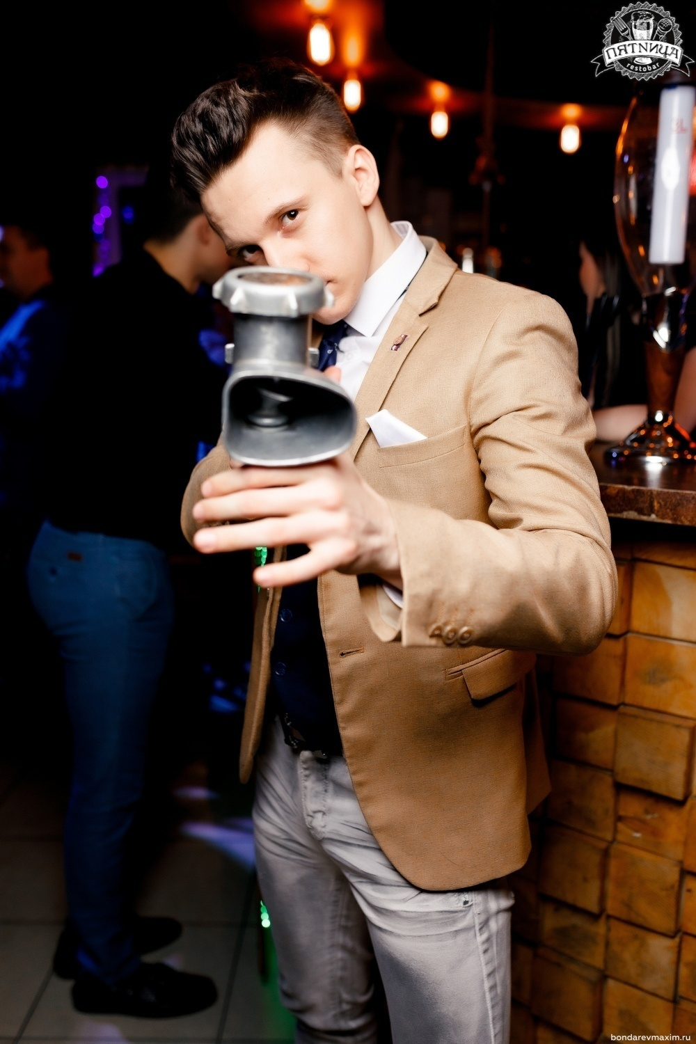 РЕСТОБАР ПЯТНИЦА 22 02 2020. Максим Бондарев, коммерческий фотограф для бизнеса | Курск