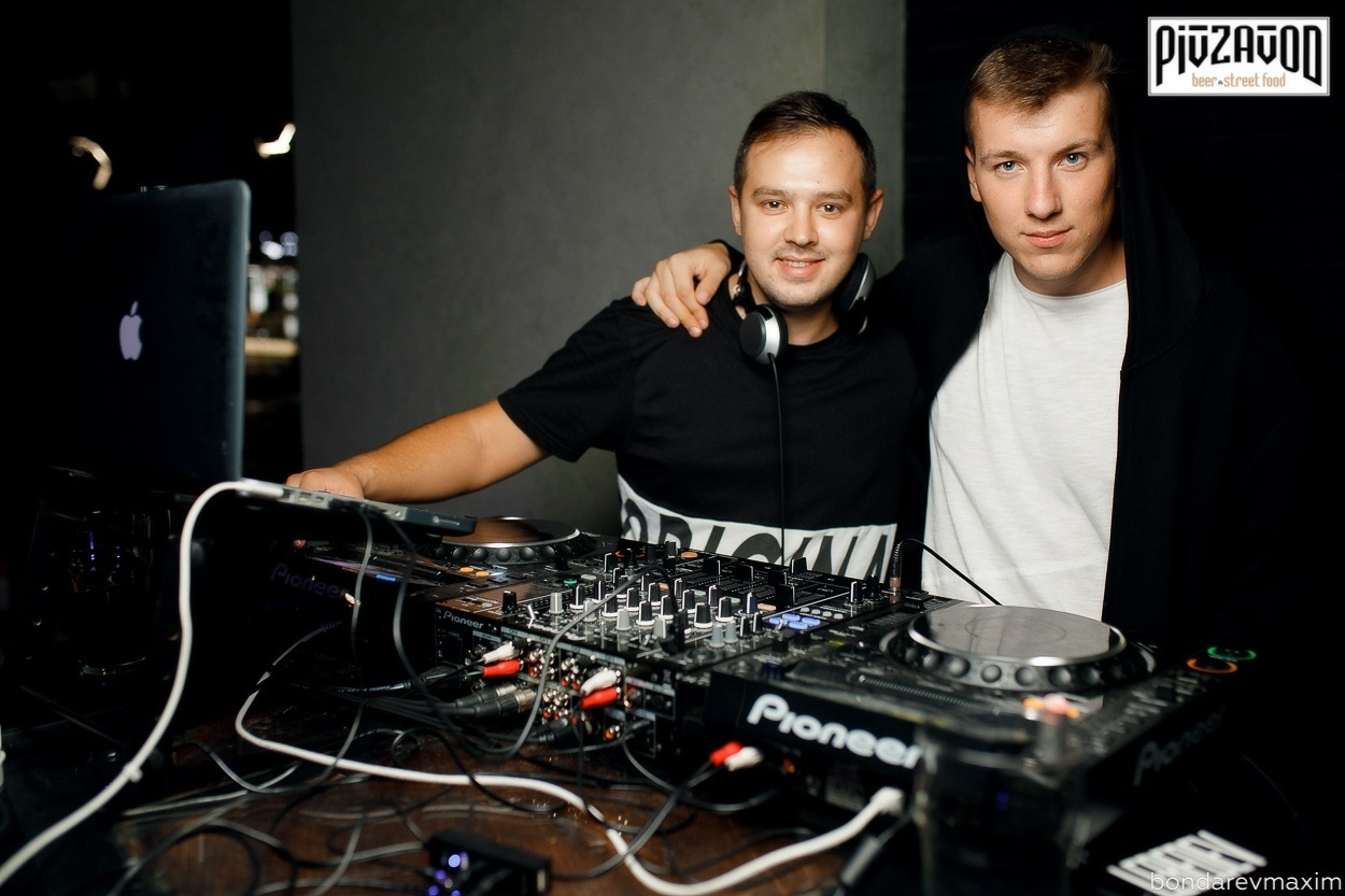 «PIVZAVOD» Пятница ___ 31 августа. Максим Бондарев, коммерческий фотограф для бизнеса | Курск