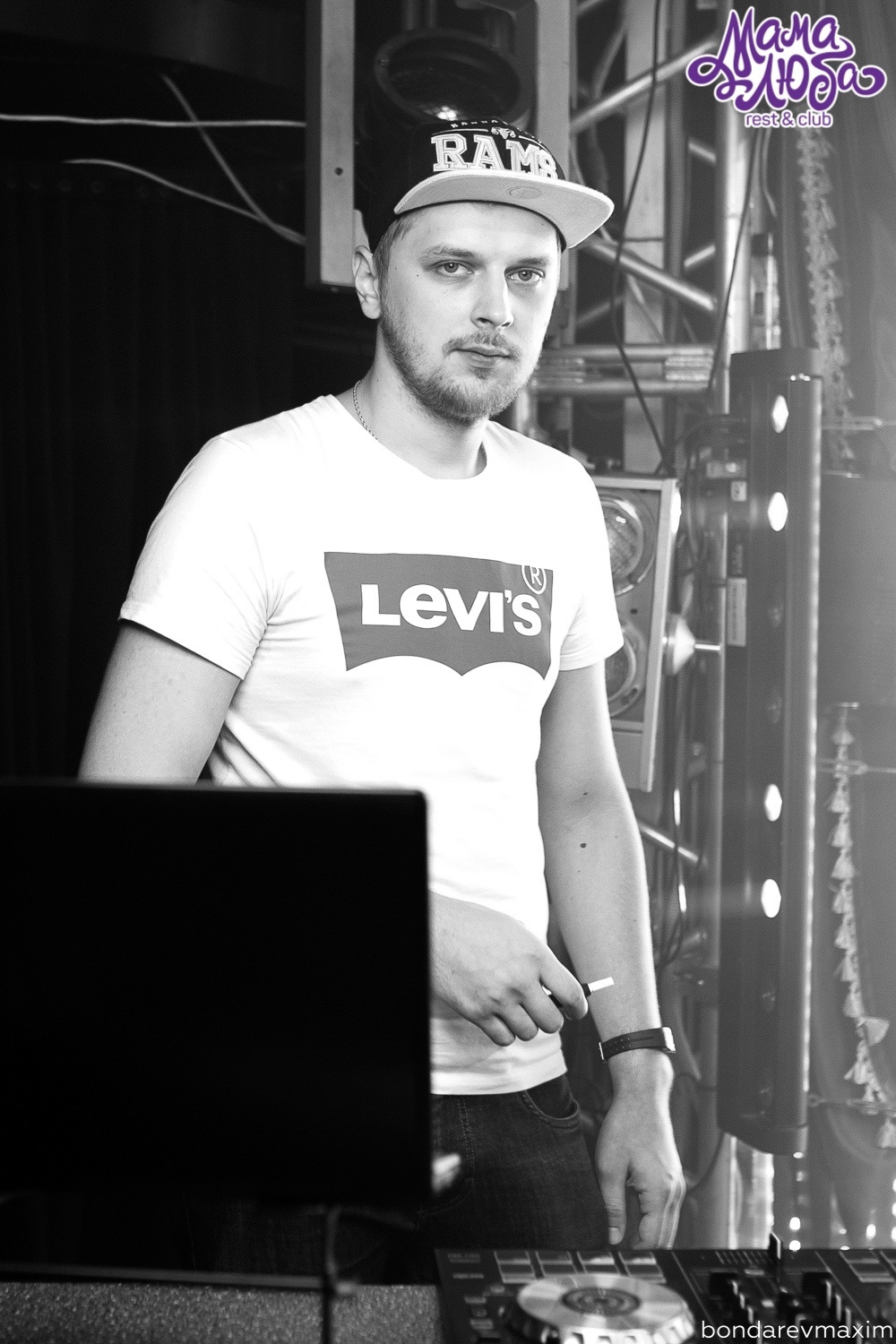 Мама Люба 22 сентября — «Open new season. Максим Бондарев, коммерческий фотограф для бизнеса | Курск