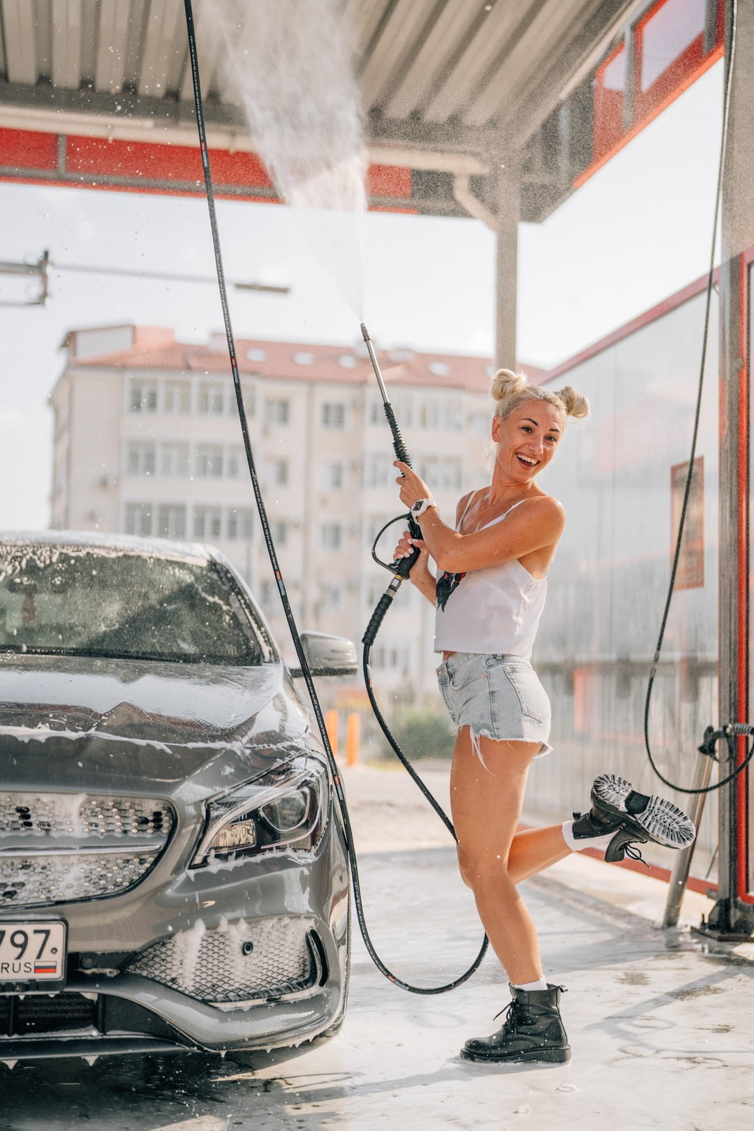 Фотосессия в Геленджике: На автомойке — фотограф Жанна Шестопалова