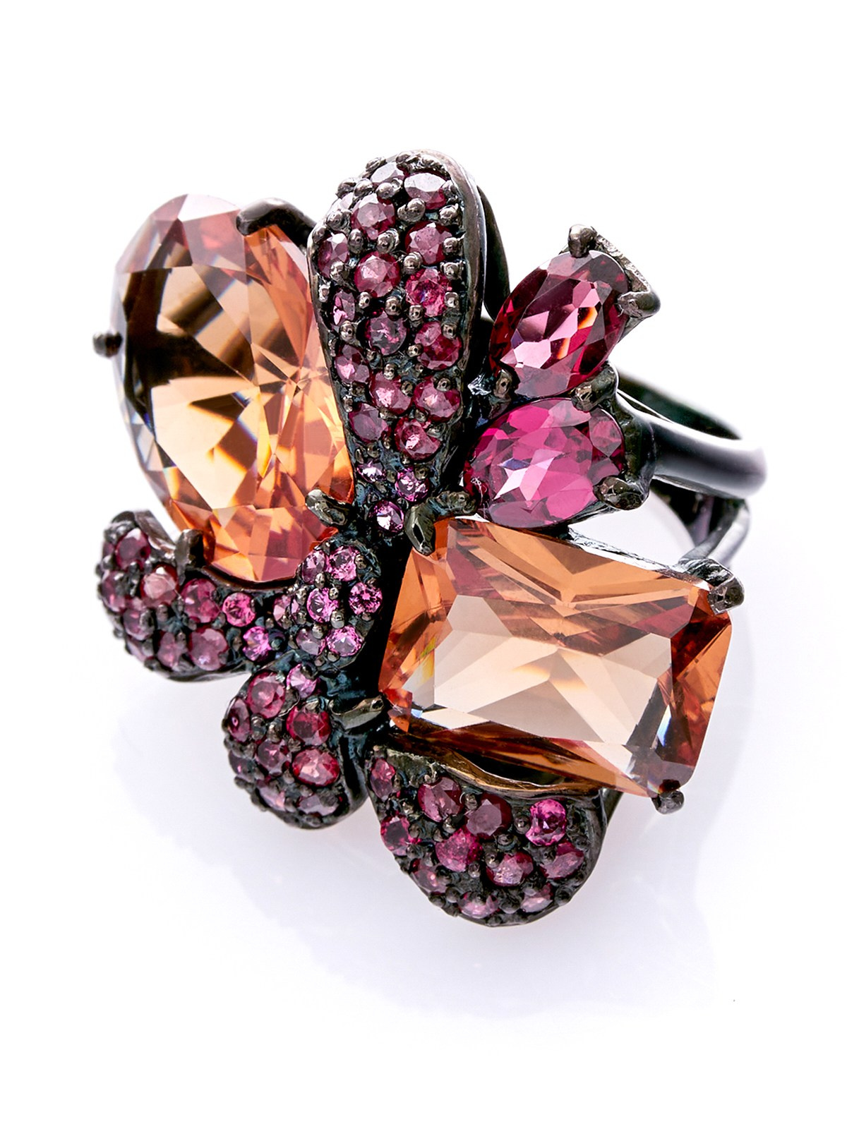 Ювелирные изделия. Каталожный предметный фотограф