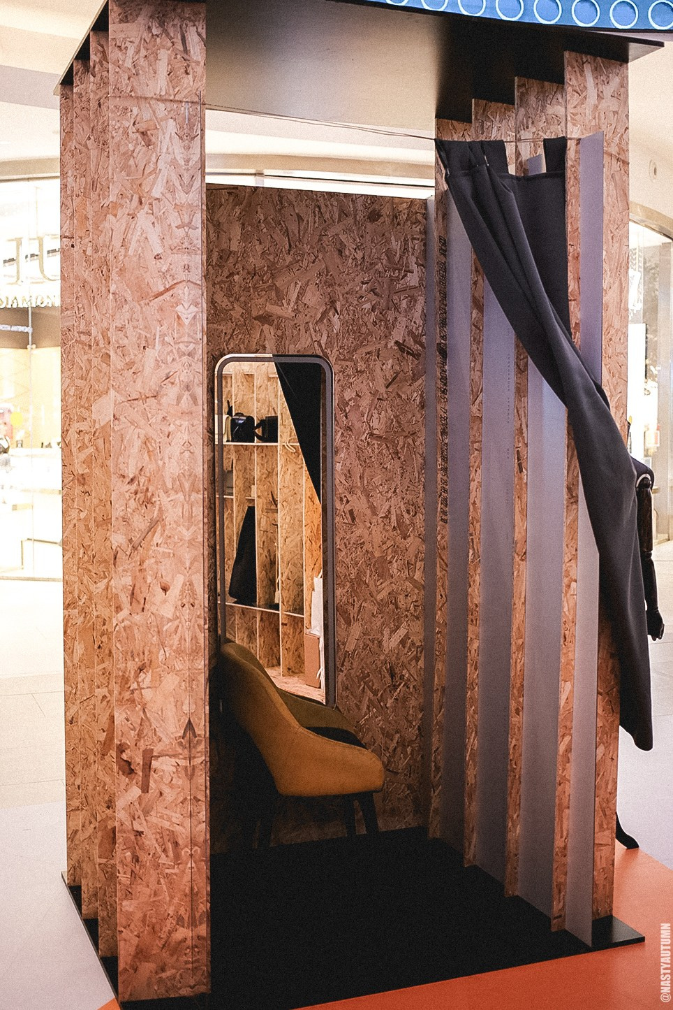 Маркет, ТЦ Метрополис. Репортажный и концертный фотограф в Москве Анастасия Осень