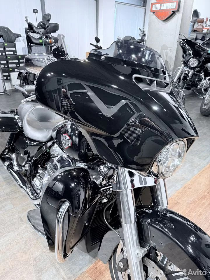 2019 Strееt Glide Sреcial 107 ABS Vivid Вlасk. Hello Davidson, Москва. Только хорошие мотоциклы…
