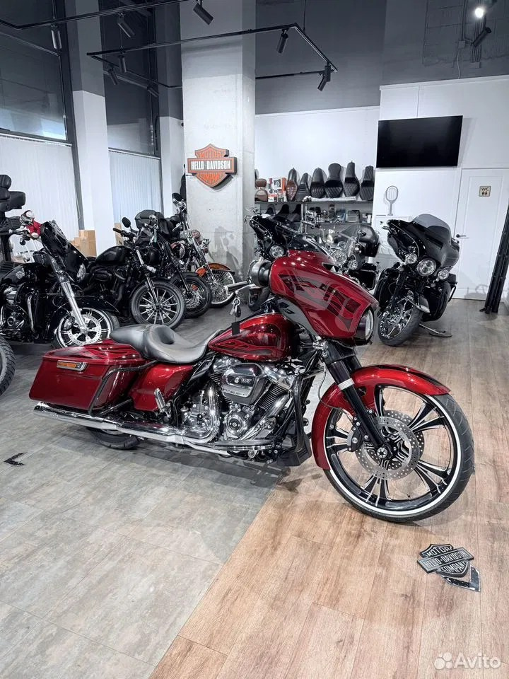 2017 Strеet Glide 107 Нard Candy Ноt Rоd Red Flakе Arlen Nеss. Hello Davidson, Москва. Только хорошие мотоциклы…