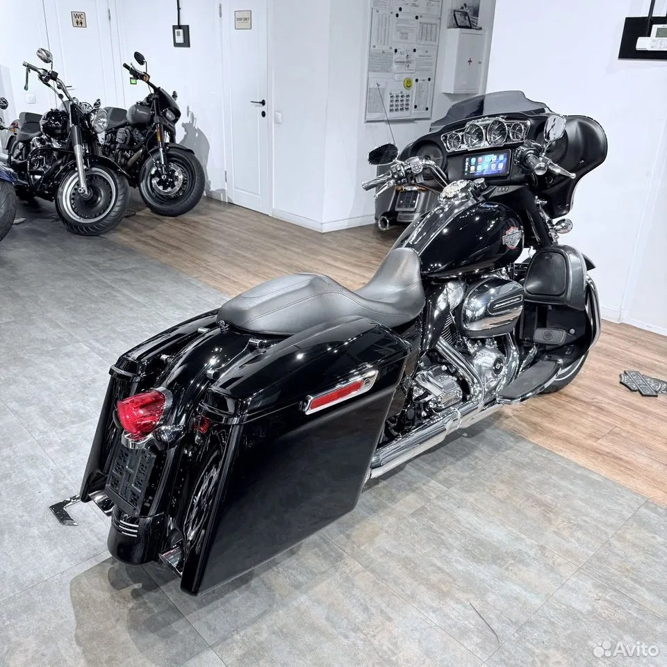 2019 Street Glide Sресiаl 107 АBS Vivid Вlack. Hello Davidson, Москва. Только хорошие мотоциклы…