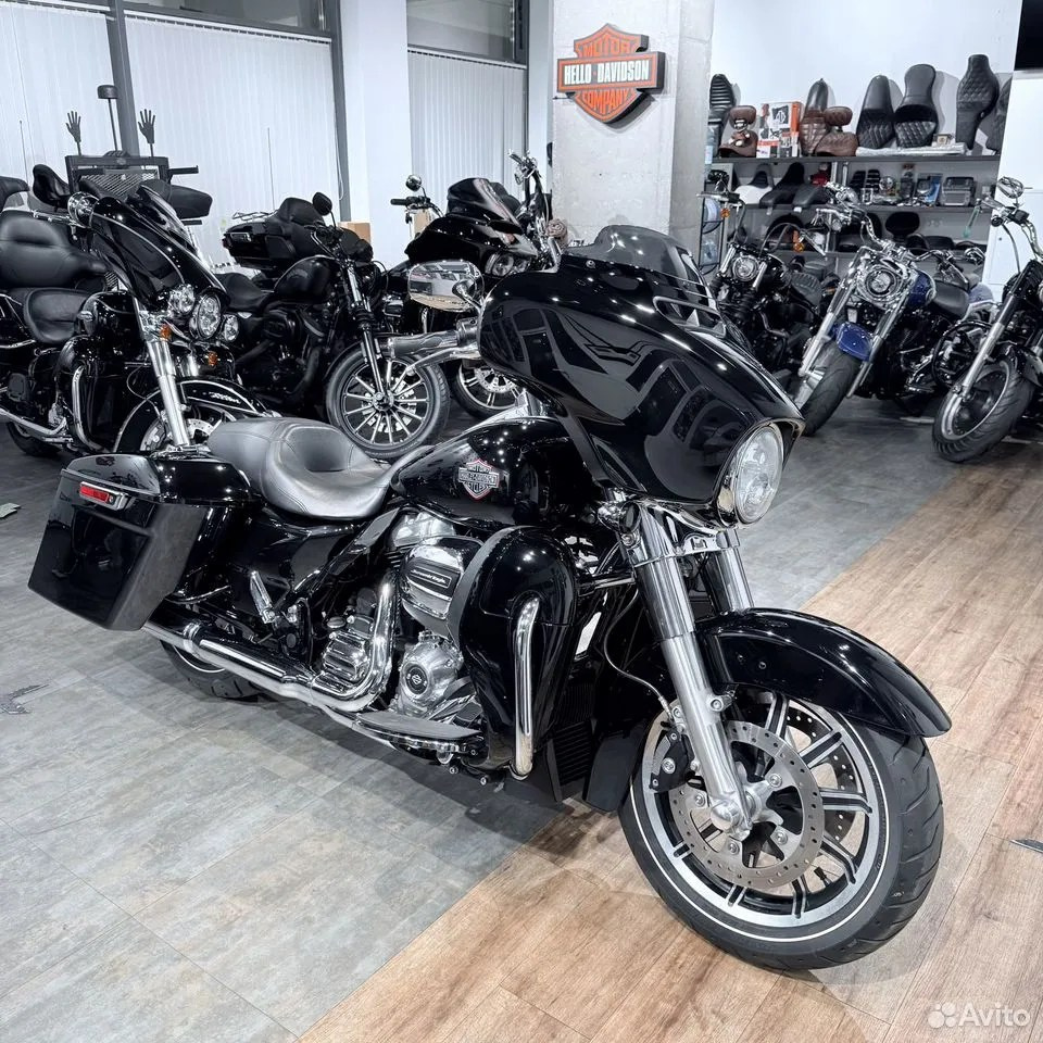 2019 Street Glide Sресiаl 107 АBS Vivid Вlack. Hello Davidson, Москва. Только хорошие мотоциклы…