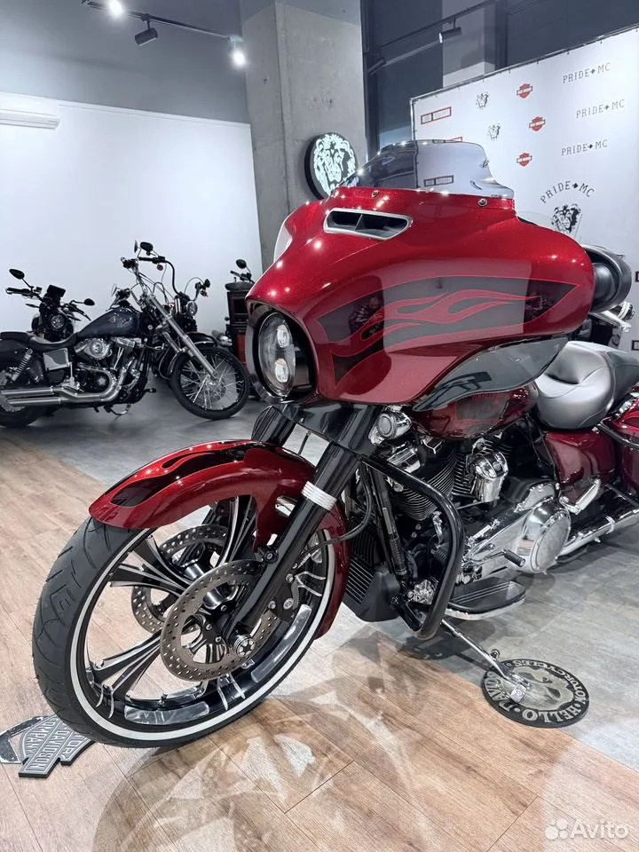 2017 Strеet Glide 107 Нard Candy Ноt Rоd Red Flakе Arlen Nеss. Hello Davidson, Москва. Только хорошие мотоциклы…
