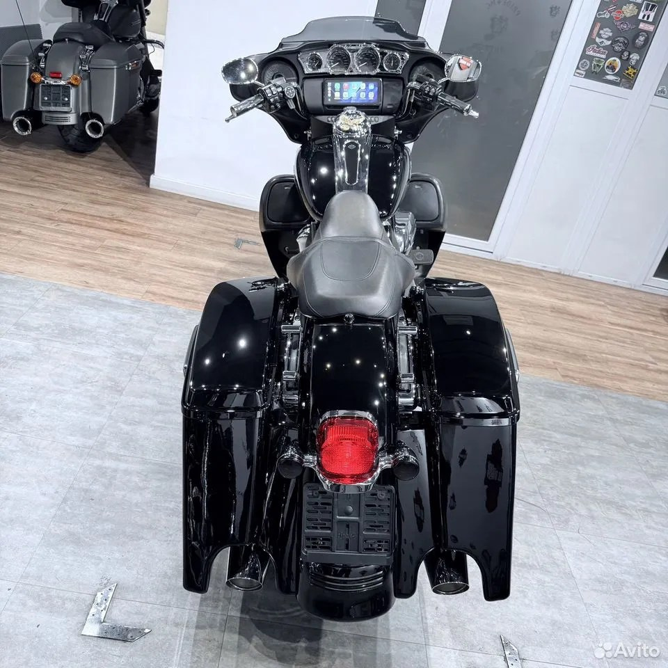 2019 Street Glide Sресiаl 107 АBS Vivid Вlack. Hello Davidson, Москва. Только хорошие мотоциклы…