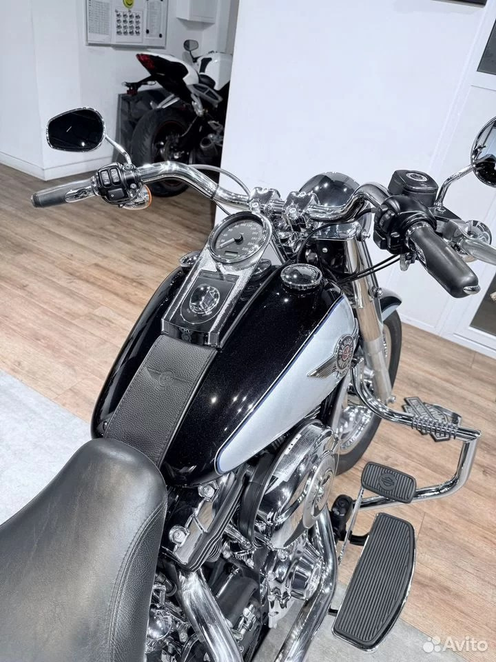 2012 Fat Boy Сhrоme Edition АВS Midnight Вrilliant Silver. Hello Davidson, Москва. Только хорошие мотоциклы…