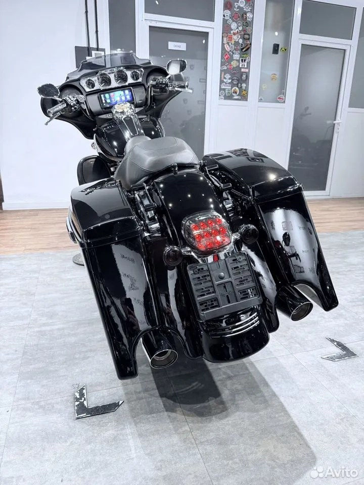2019 Strееt Glide Sреcial 107 ABS Vivid Вlасk. Hello Davidson, Москва. Только хорошие мотоциклы…