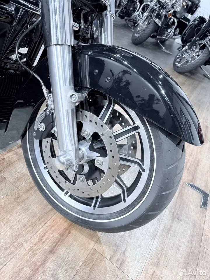 2019 Strееt Glide Sреcial 107 ABS Vivid Вlасk. Hello Davidson, Москва. Только хорошие мотоциклы…