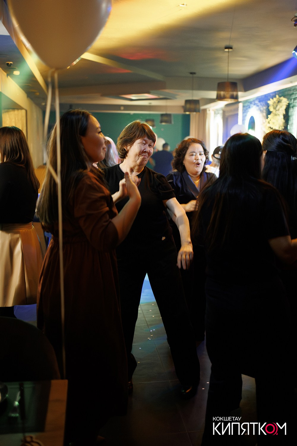 ШАШЛЫЧНЫЙ ДВОР. КИПЯТКОМ КОКШЕТАУ