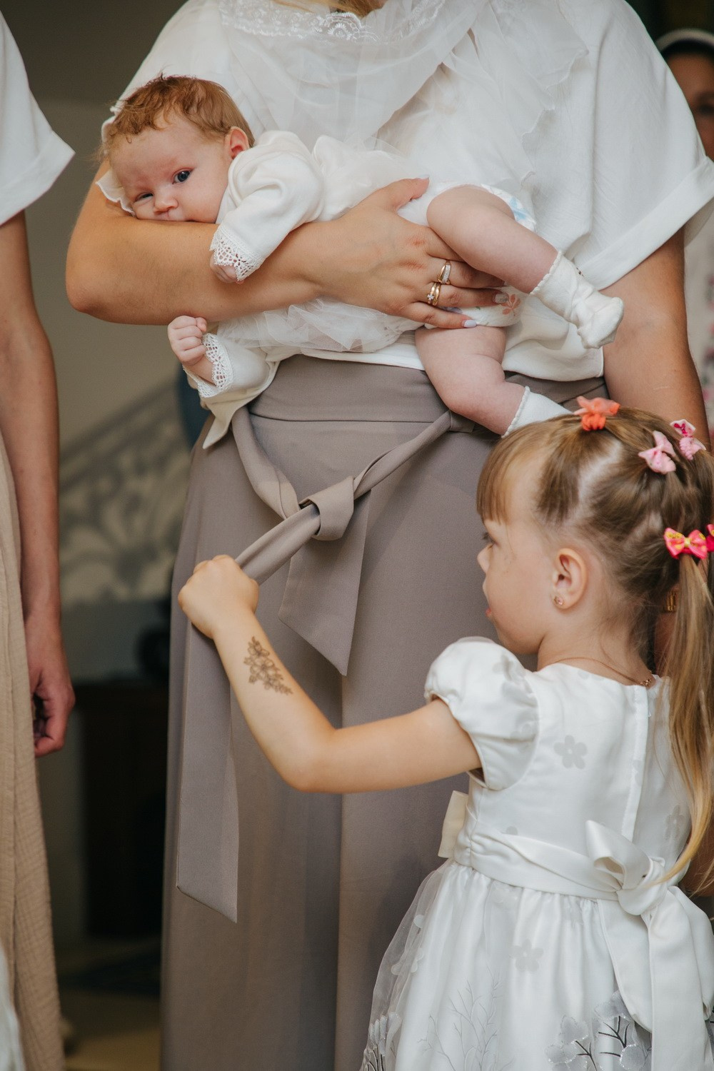Крещение детей в Санкт-Петербурге, лучшие церкви. Фотограф крещение венчание в Петербурге! Помогает подобрать храм и посоветовал душевного батюшку в СПб