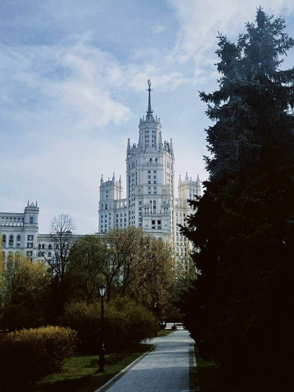 Москва | апрель 2026 г. Портретный фотограф | Олеся Комарова | Екатеринбург