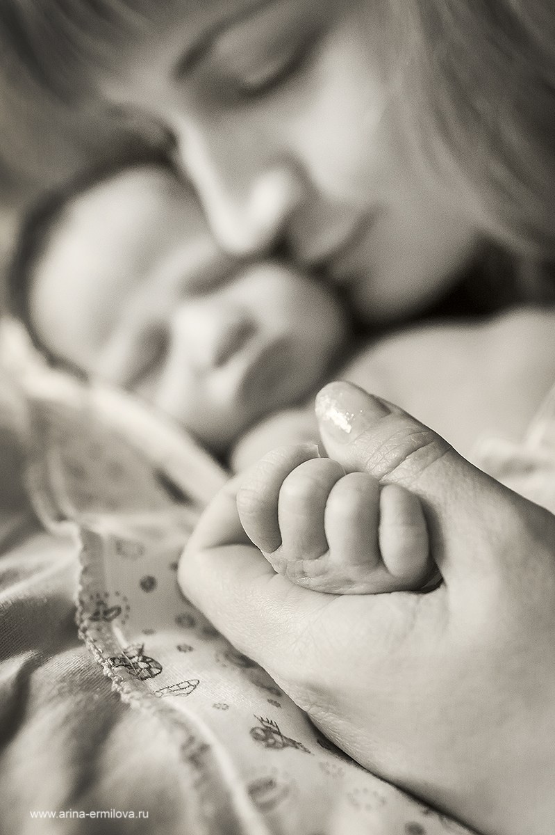 Выписка из роддома. Репортажный, семейный и детский фотограф в Пензе и Заречном Арина Ермилова. Картины барельеф на заказ