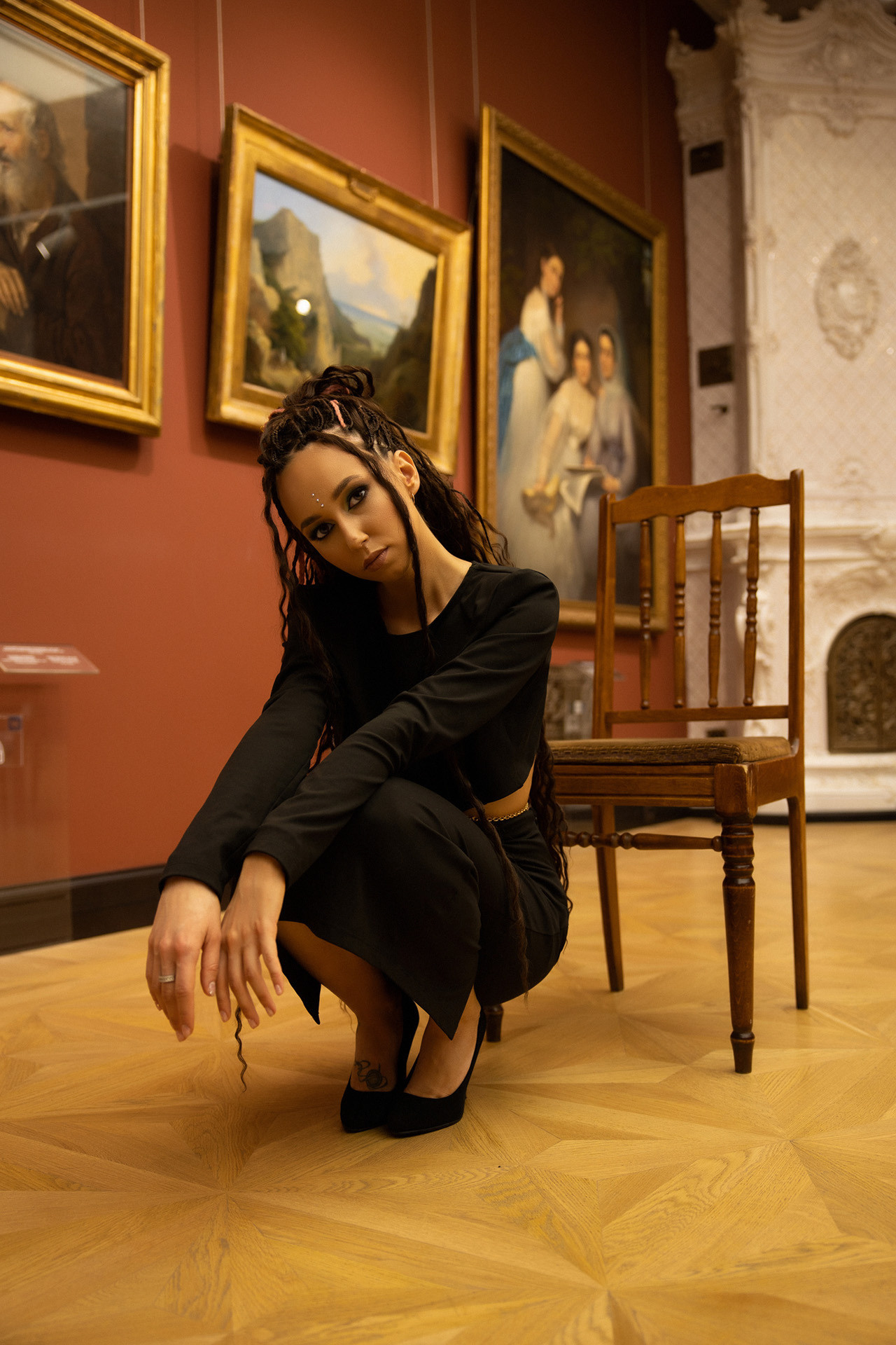 Фотосессия в музее. Сборные съемки для маркетплейсов Казань, Москва, Санкт-Петербург, Уфа