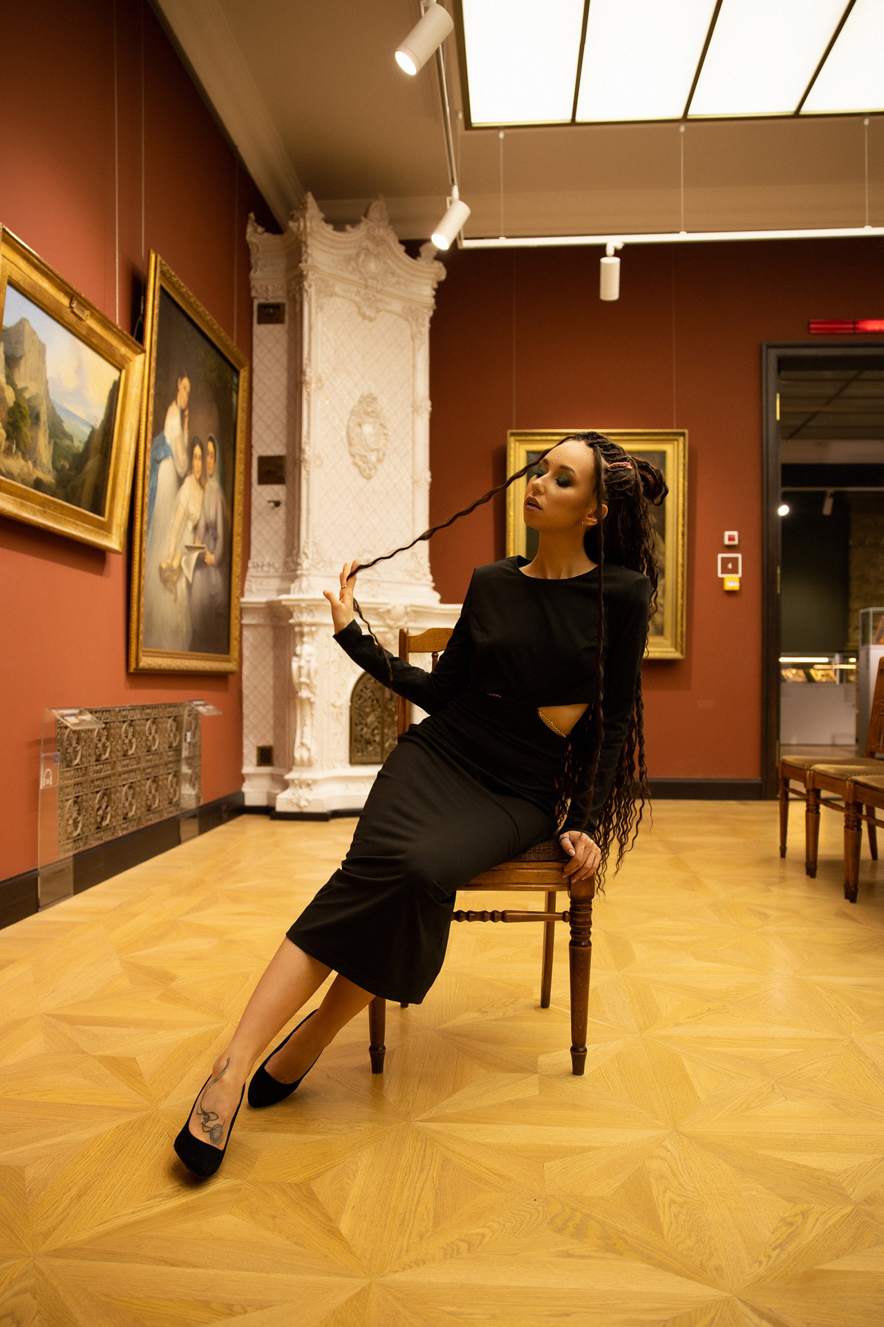 Фотосессия в музее. Сборные съемки для маркетплейсов Казань, Москва, Санкт-Петербург, Уфа