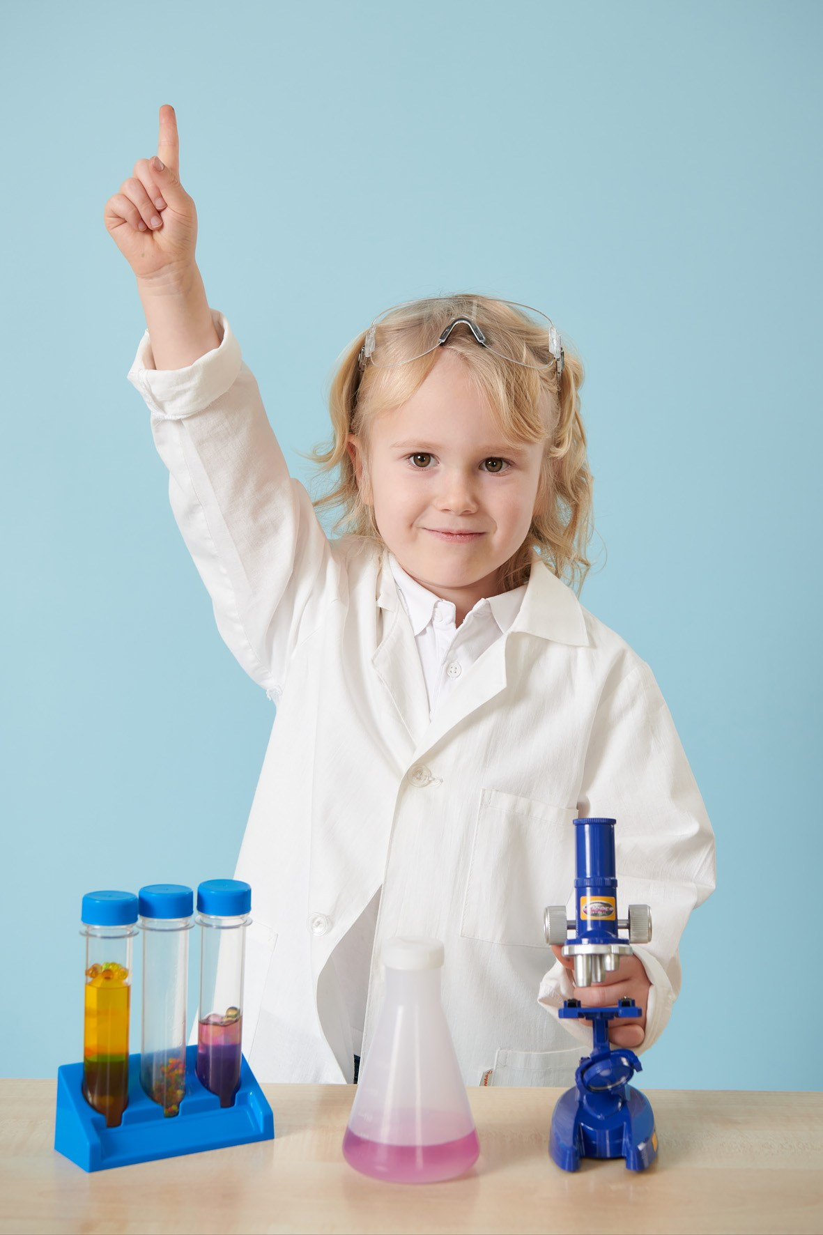 Лаборатория Чудес. Выпускные альбомы для детского сада, школы — Москва и область | Апрель Фото