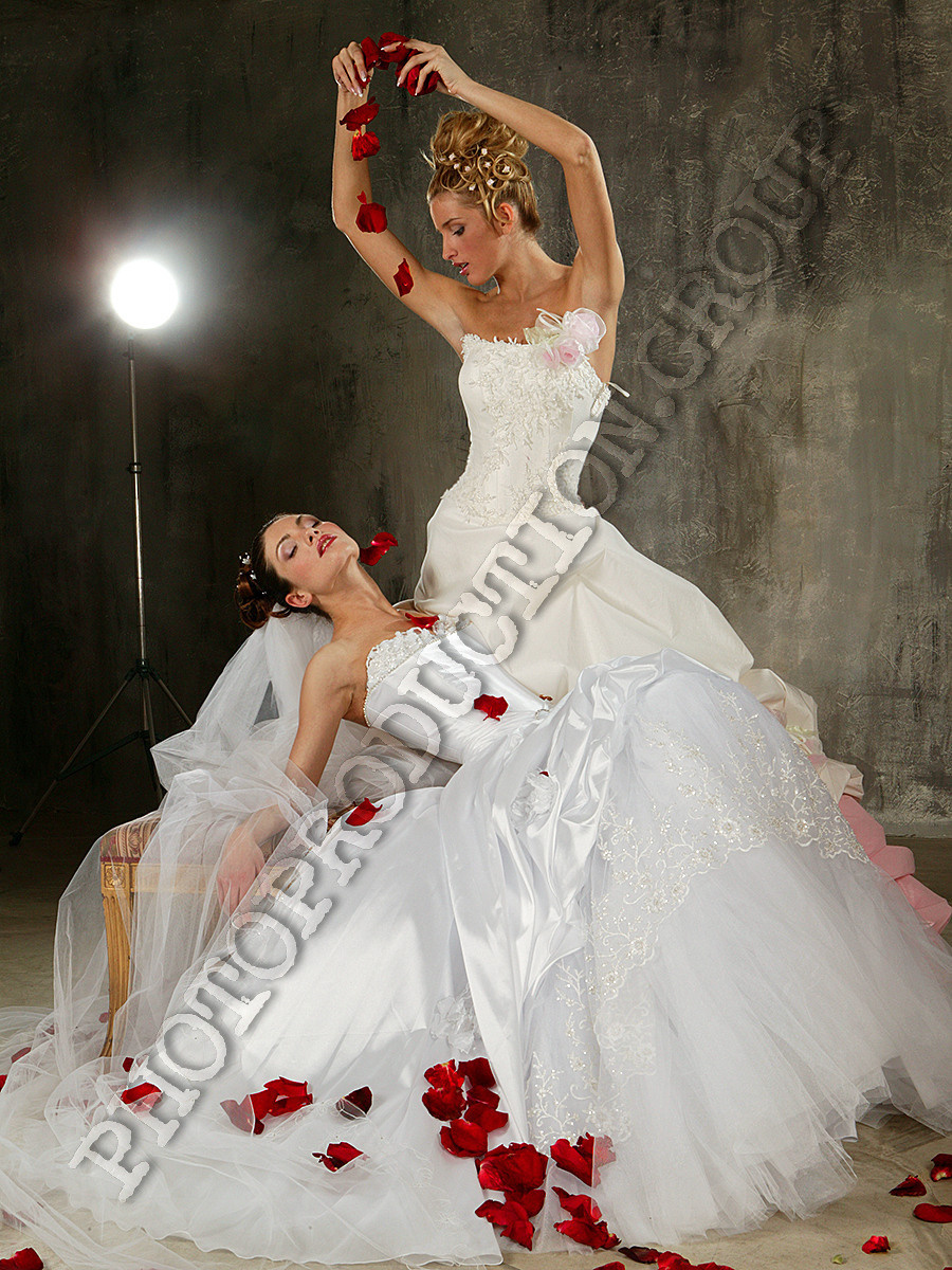 Студия PHOTOPRODUCTION GROUP. Фото и видео съемка одежды на моделях