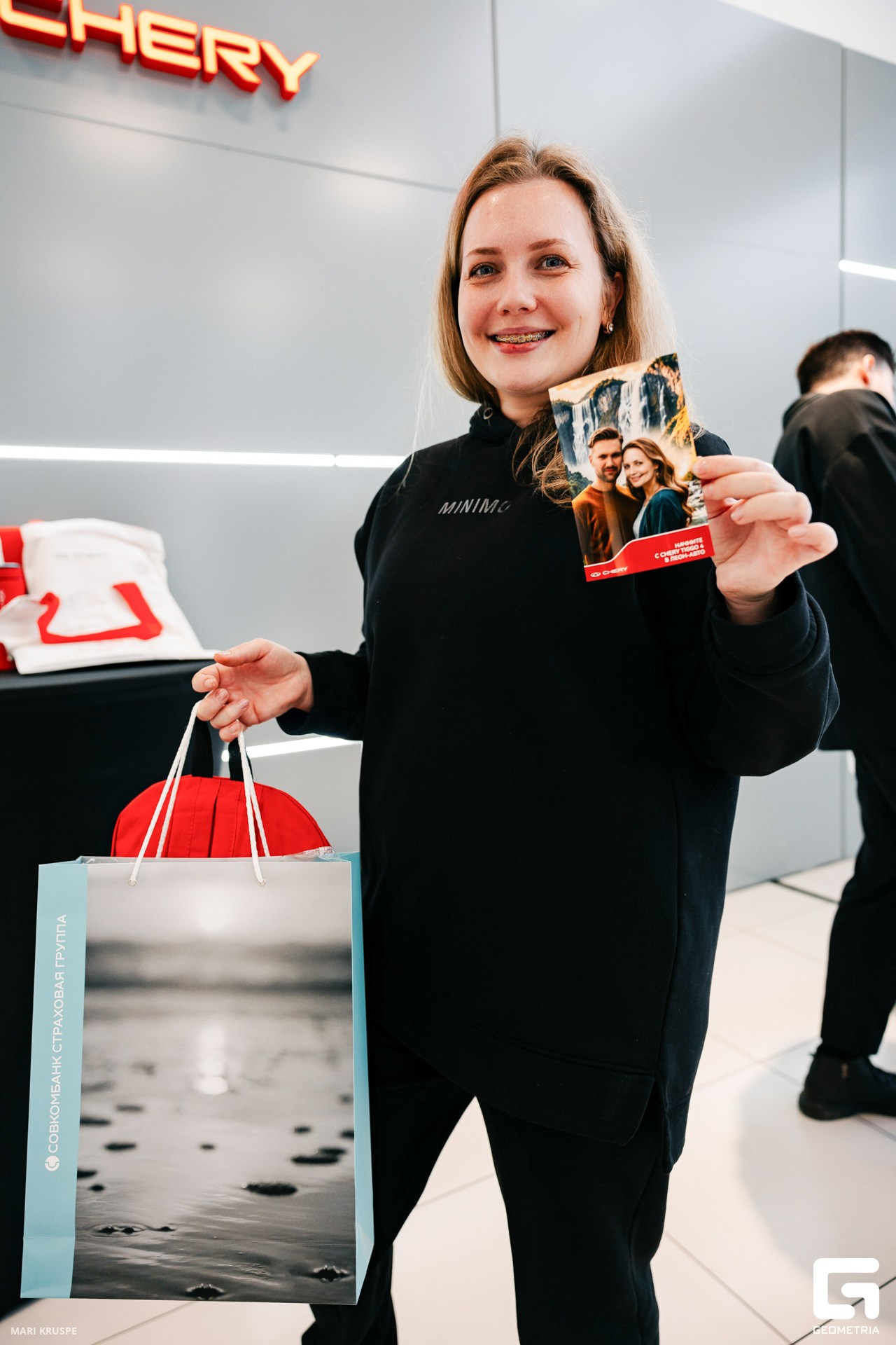 Фотостойка с нейросетью. Инсталаб Краснодар фото и видео интерактивы на ваше мероприятие