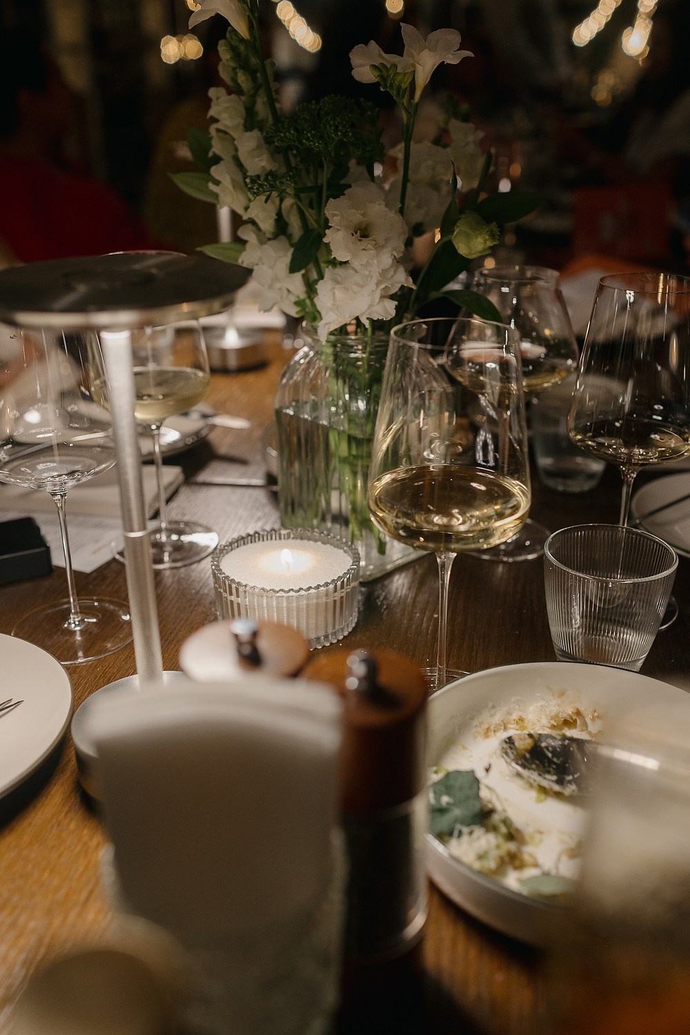 Ужин в CoCo Chalet. RetroChic Фото