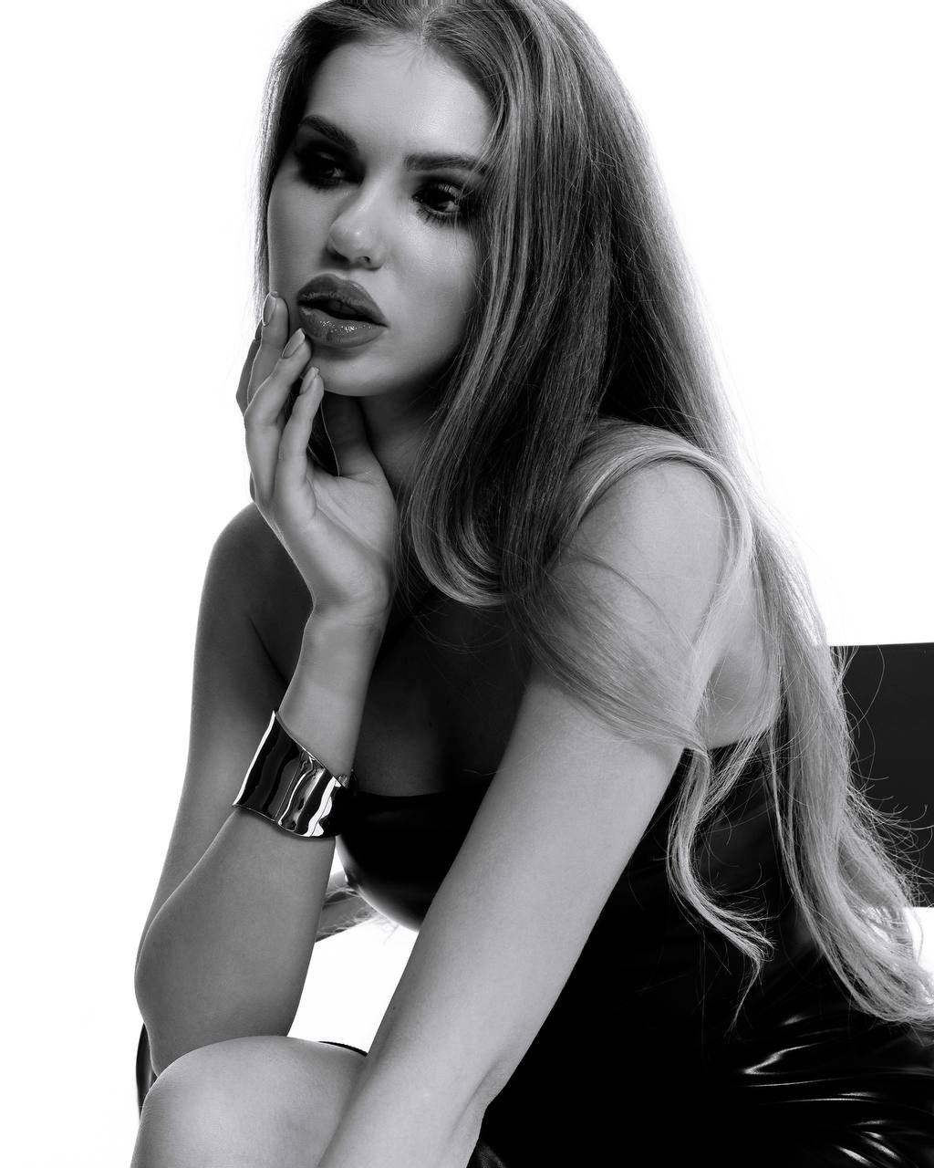 Екатерина Князькова. Съёмка одежды для маркетплейсов и брендов Morozova Production