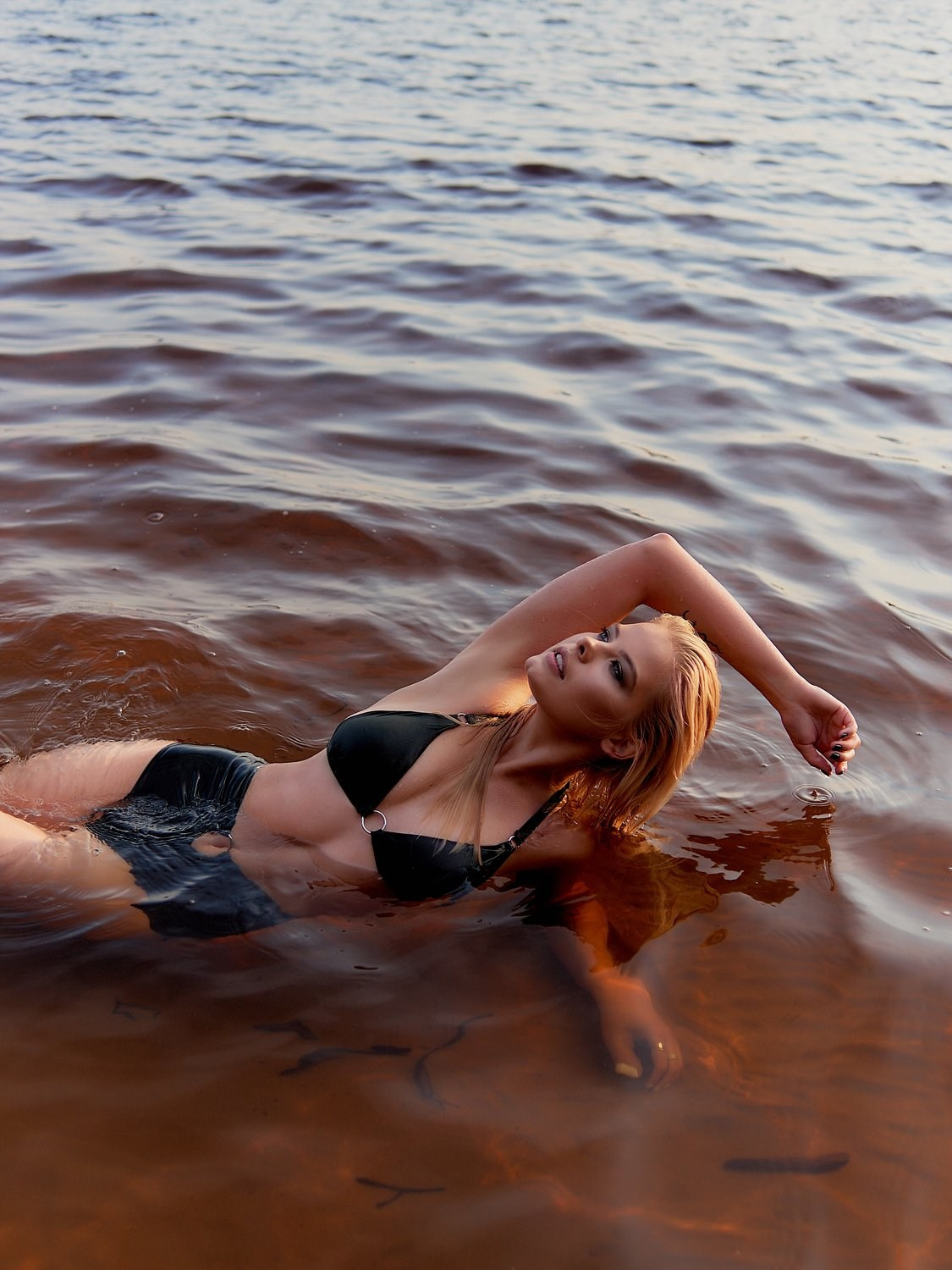 Анна. Фотограф для людей и брендов в Санкт-Петербурге