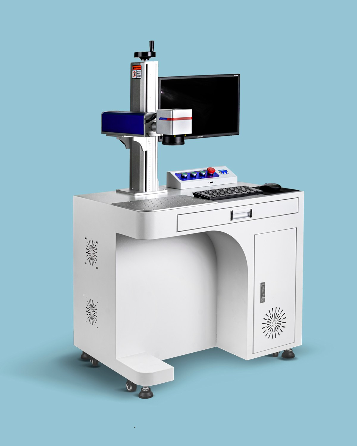 Фотограф и графический дизайнер Владимир Пуставетов