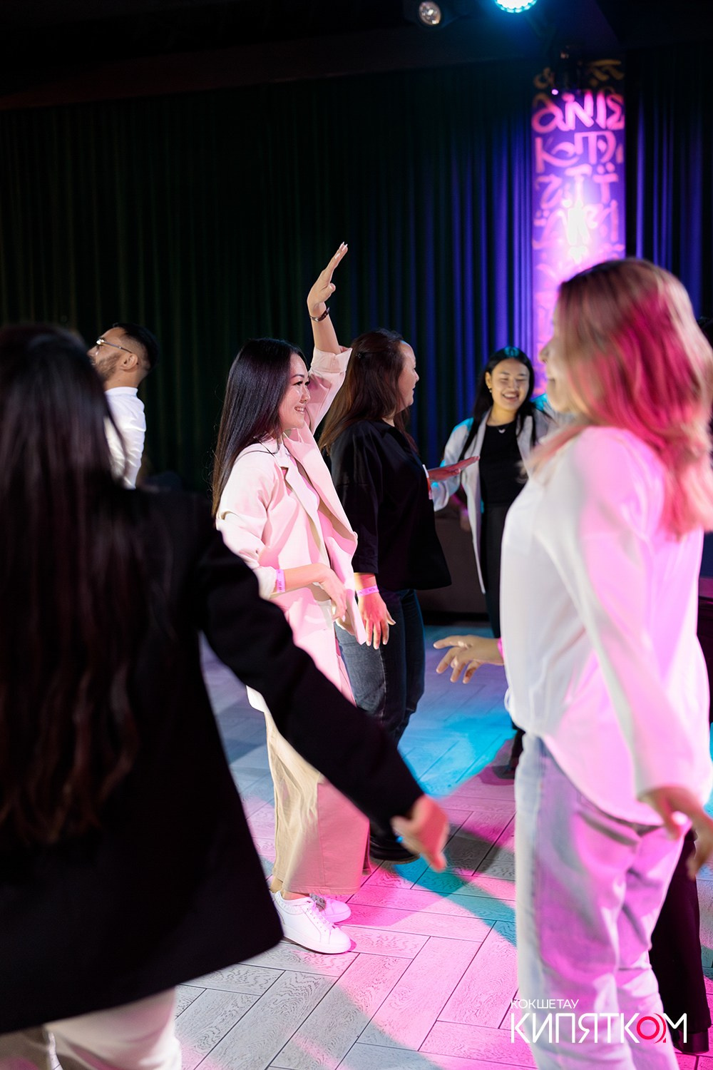 NE BRUKLIN. КИПЯТКОМ КОКШЕТАУ