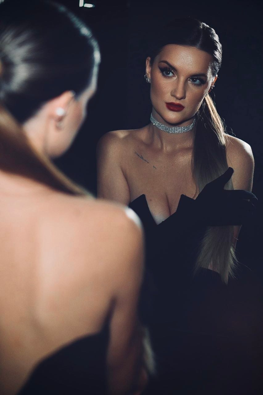 Альбом с портретами. Портретный бренд фотограф, контентмейк в Екатеринбурге Поляков Дмитрий