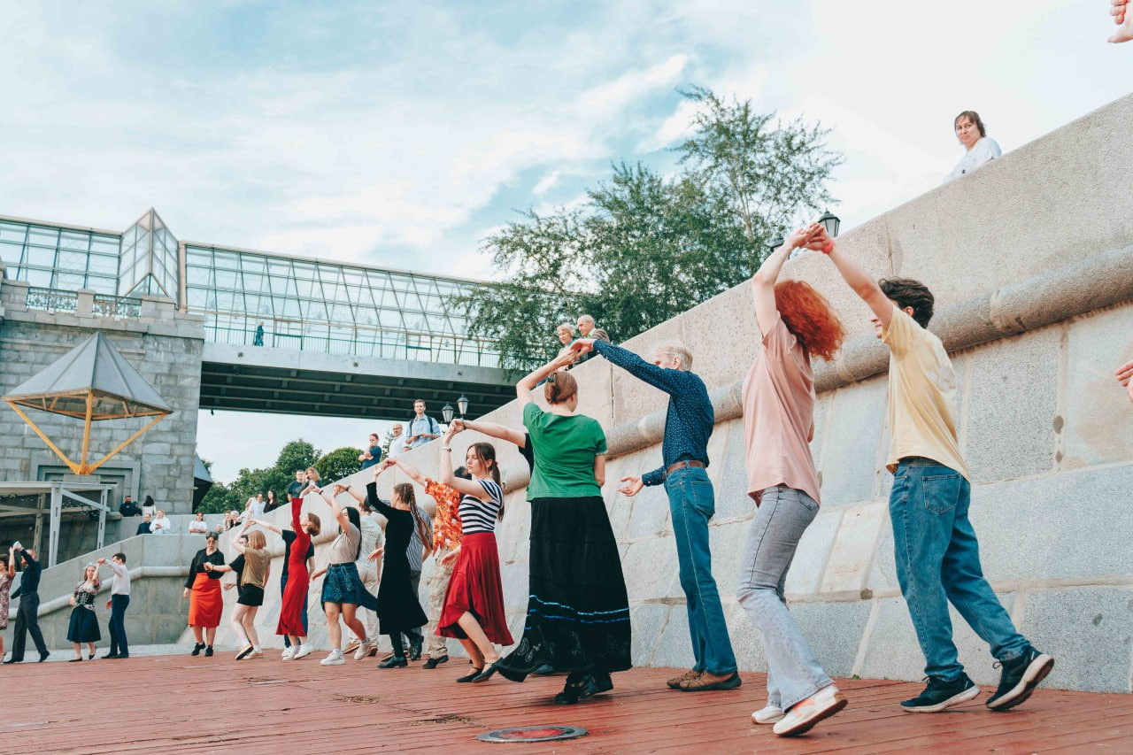 Набережная | Кат Ши. Фотограф Аннё| Москва