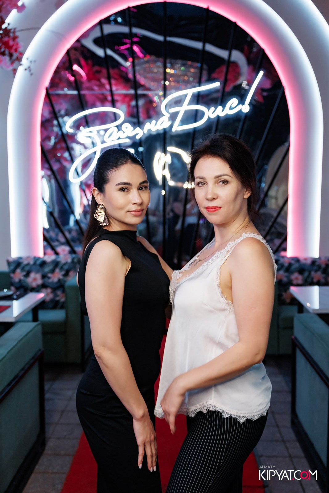 ЗАЯ, НА БИС. КИПЯТКОМ АЛМАТЫ!