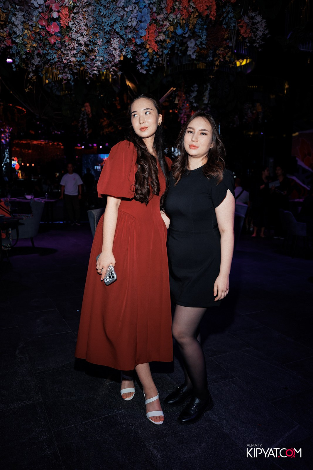 FRIENDS BAR & TERRACE. КИПЯТКОМ АЛМАТЫ!