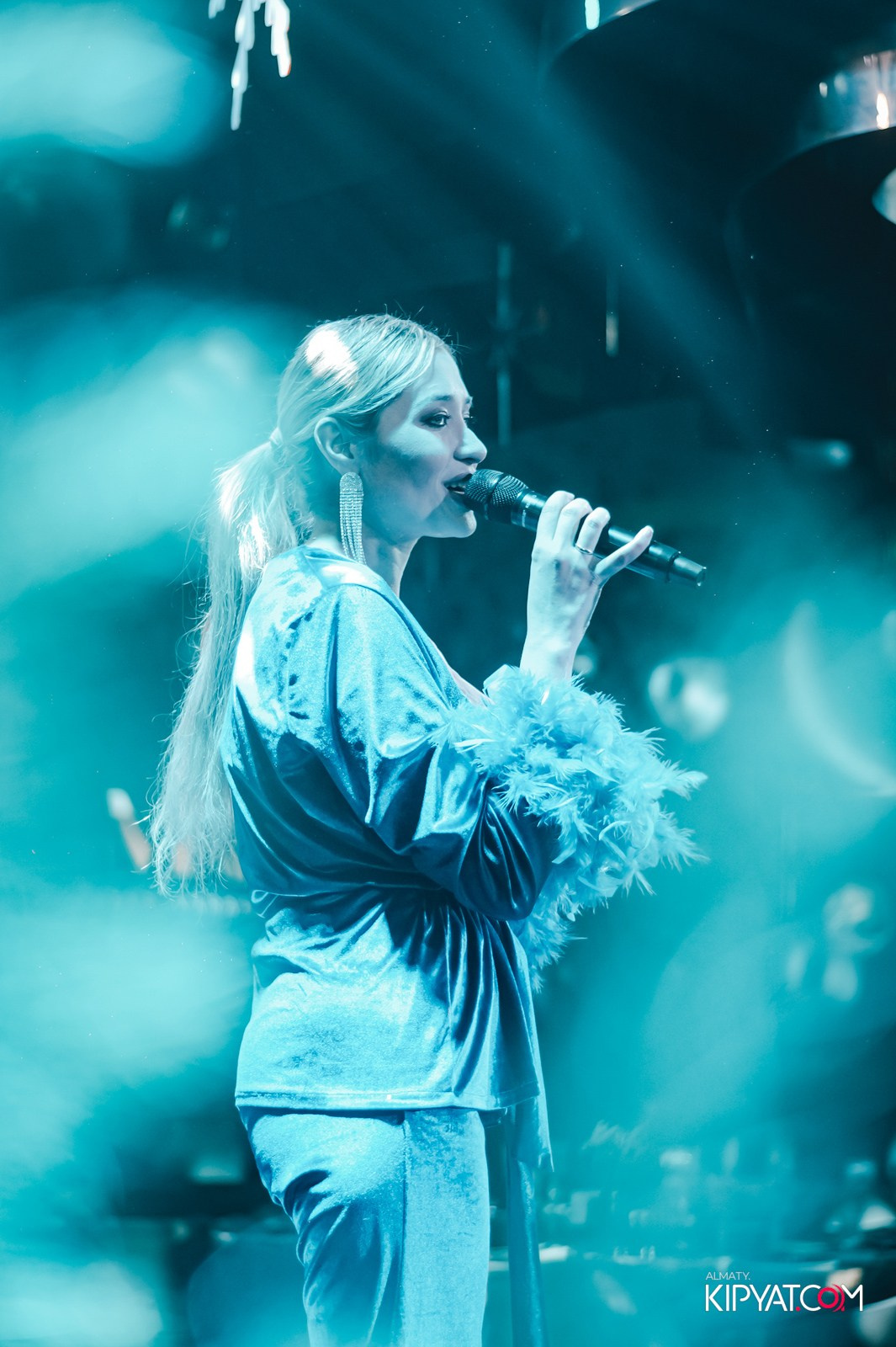 MOOD KARAOKE & TERRACE. КИПЯТКОМ АЛМАТЫ!