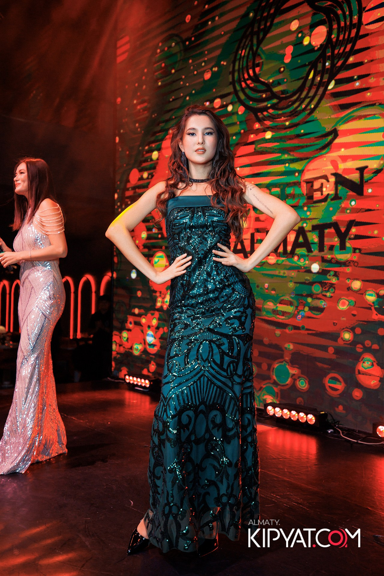 Queen. КИПЯТКОМ АЛМАТЫ!