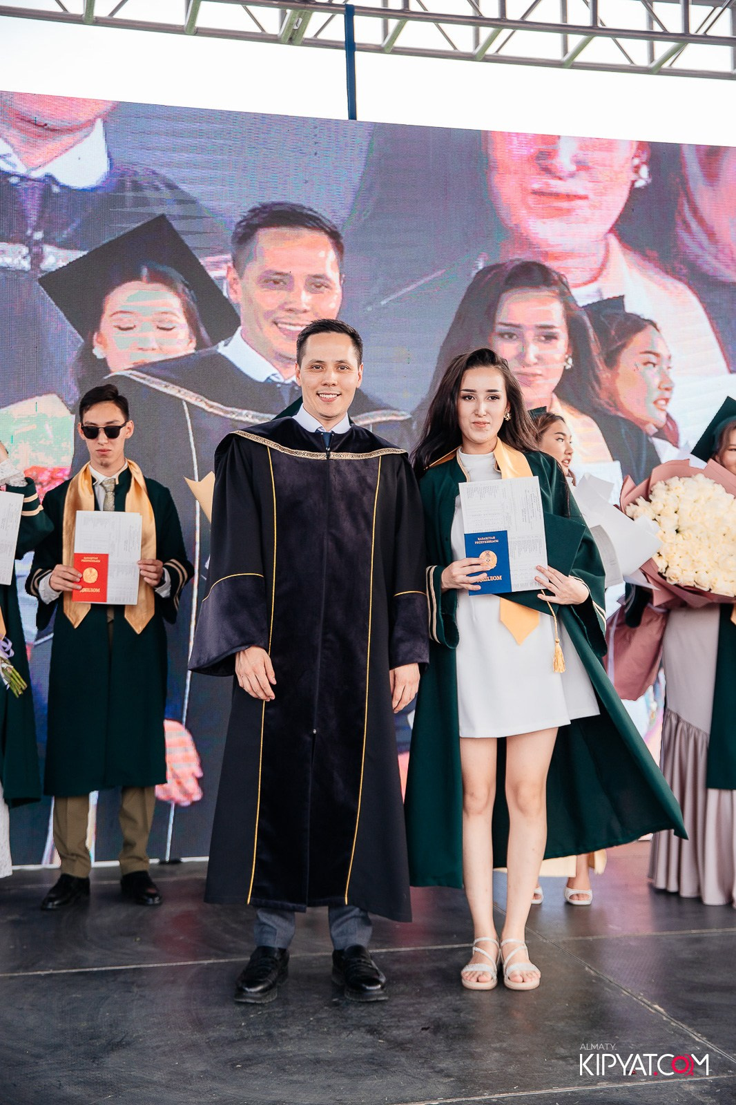 ВРУЧЕНИЕ ДИПЛОМОВ — НАРХОЗ КОЛЛЕДЖ. Part 3. КИПЯТКОМ АЛМАТЫ!