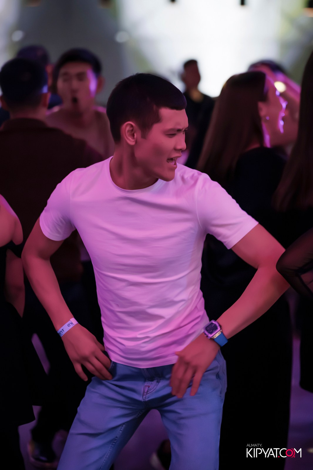 EVENT BAR. КИПЯТКОМ АЛМАТЫ!