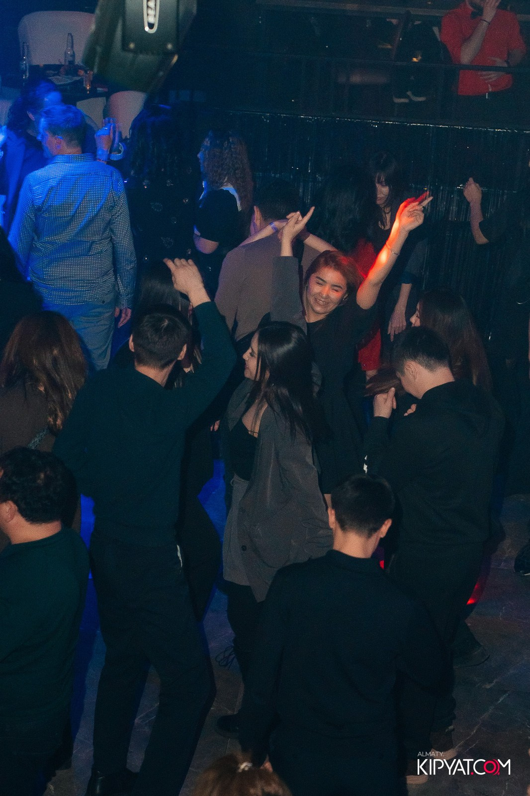 RETRO HIT. КИПЯТКОМ АЛМАТЫ!