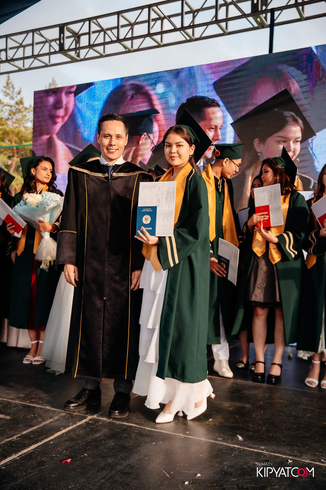 ВРУЧЕНИЕ ДИПЛОМОВ — НАРХОЗ КОЛЛЕДЖ. Part 3. КИПЯТКОМ АЛМАТЫ!